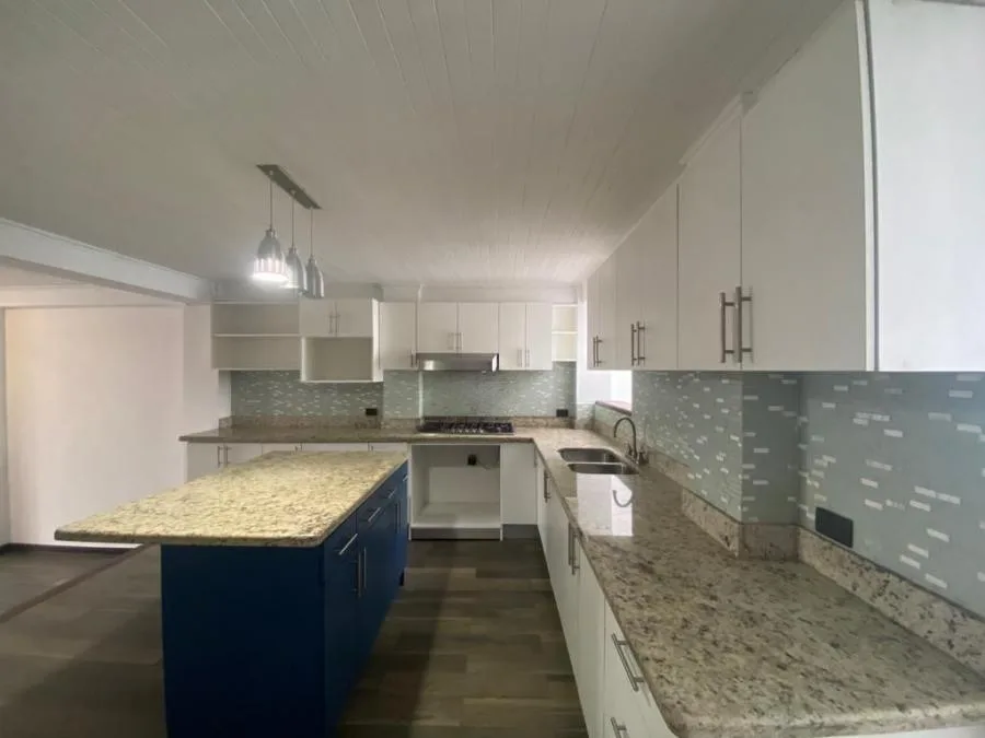Casa en Venta en Tibás RAH #2350 - Venta en Tibás — photo 5