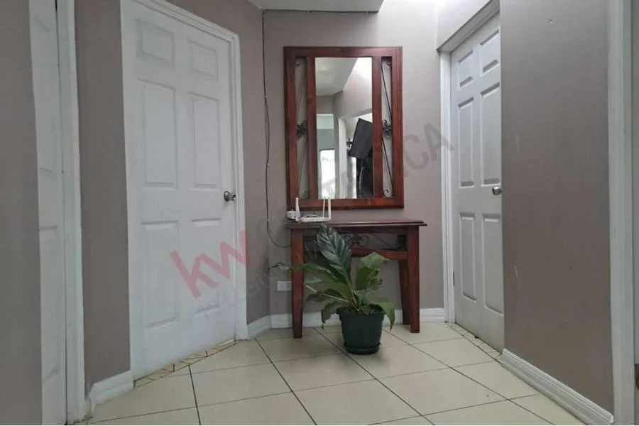 Venta de casa en La Trinidad de Moravia #5985 - Venta en Moravia, photo 4