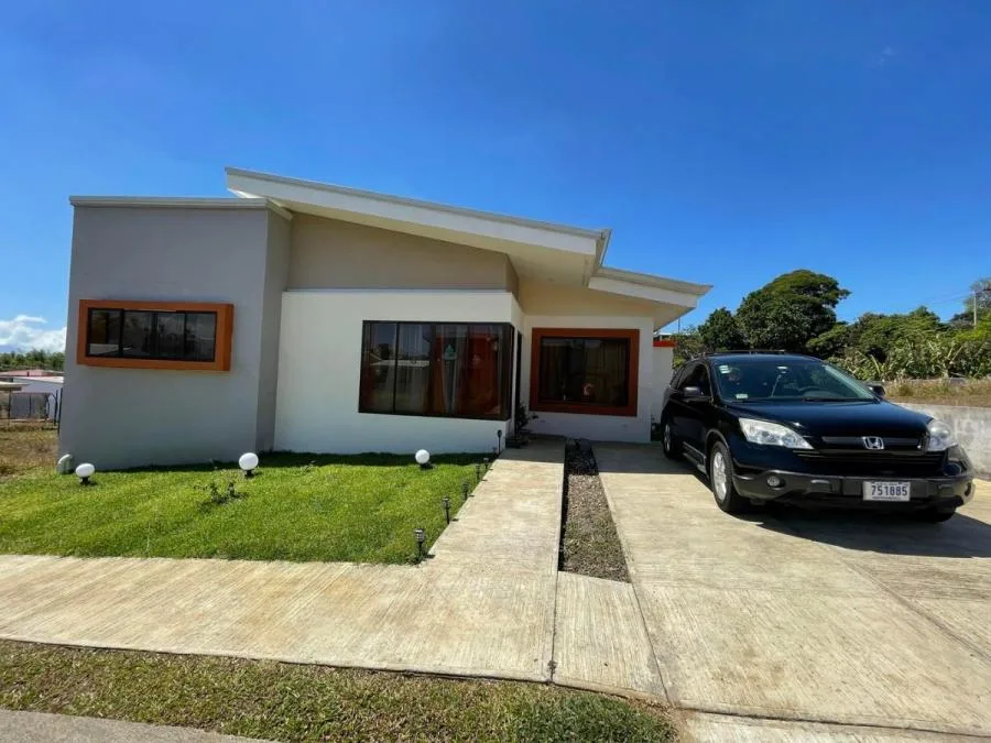 Casa en Venta en Grecia, Alajuela. MLS 23-323 - Venta en Grecia