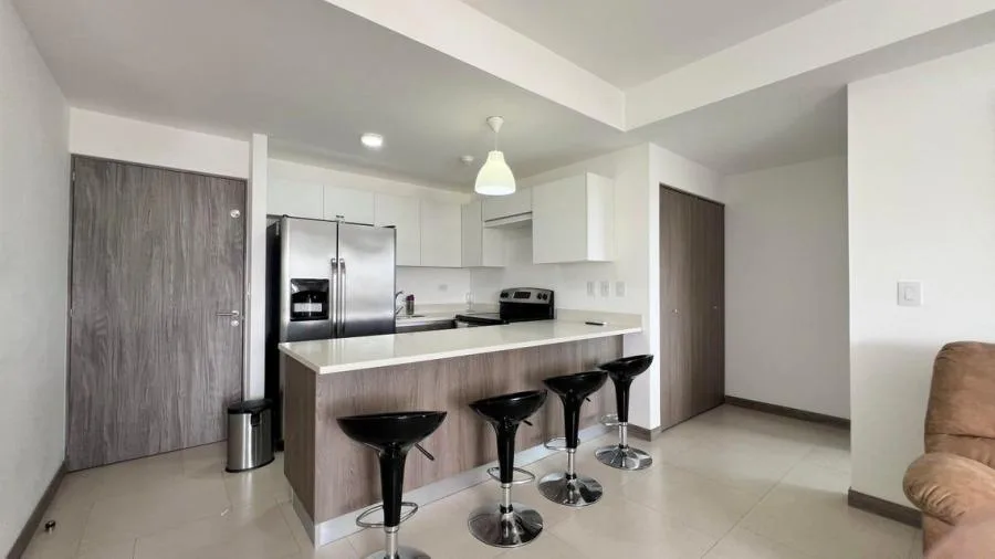 VENTA DE APARTAMENTO EN CONDOMINIO EN SAN RAFAEL DE ESCAZU PBR - Venta en Escazú