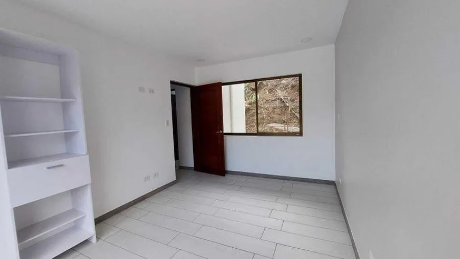 Propiedad para inversión con tres apartamentos a estrenar en San Rafael, Montes de Oca RAH 231036 - Venta en Montes de Oca — photo 5