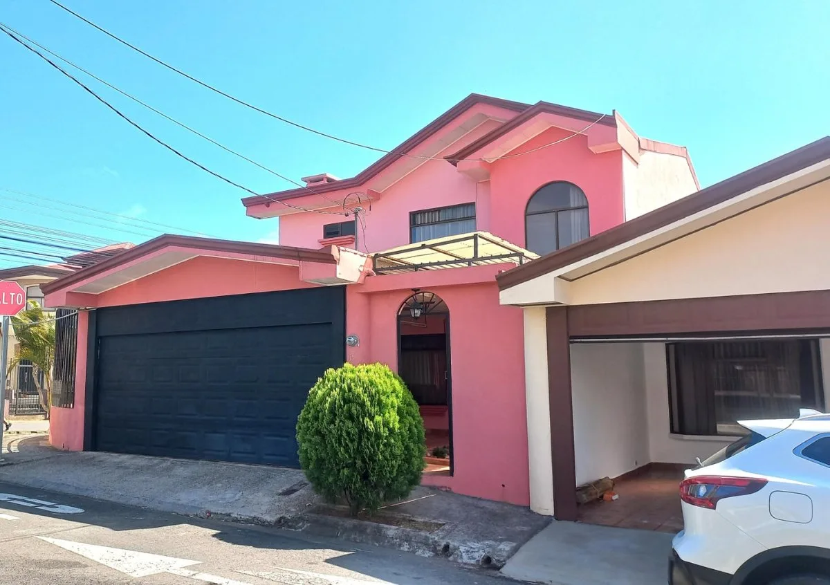 Se vende casa en San Vicente Moravia 25-1770 - Venta en Moravia