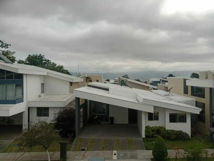 Venta de Magnifica Casa en Sabanilla, Montes de Oca / Mls. 26-905 OFC JB - Venta en Montes de Oca, photo 2