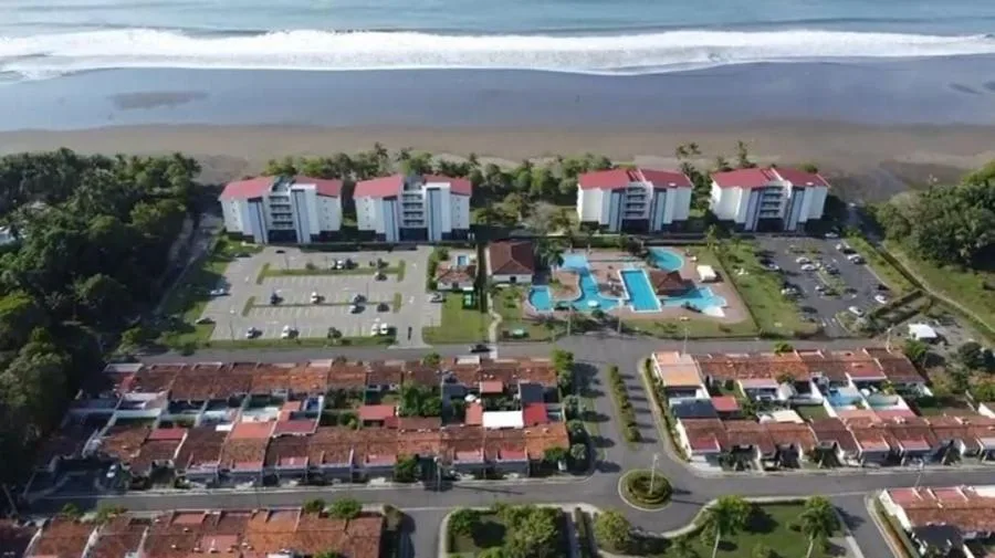Venta de Casa en Parrita, Puntarenas. RAH 24-1618 - Venta en Parrita