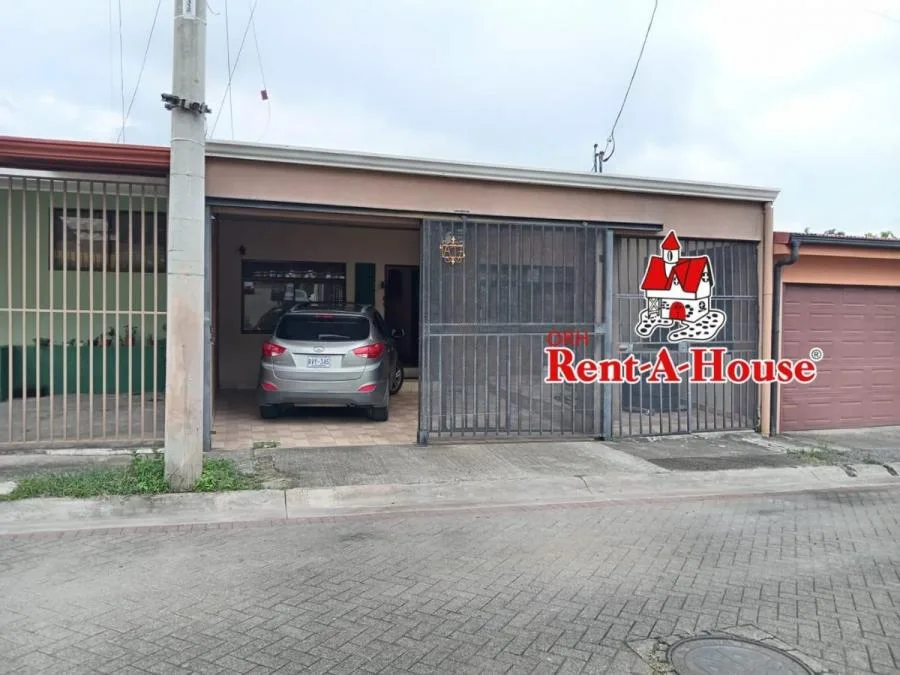 CASA EN VENTA EN URB. LOS GERANIOS, SAN RAFAEL, LA UNIÓN RAH 24684  - Venta en San Rafael