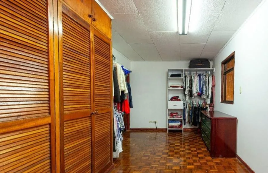 CASA EN VENTA EN LOS COLEGIOS NORTE, MORAVIA RAH 231503  - Venta en Moravia — photo 3
