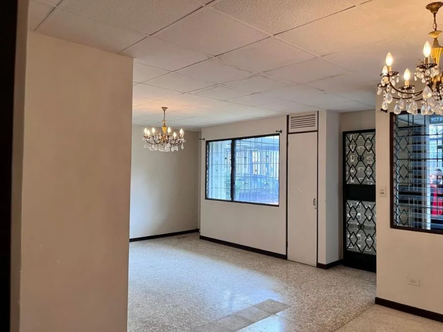 CASA EN VENTA EN LOS YOSES, SAN JOSÉ RAH 231409 - Venta en San José — photo 3