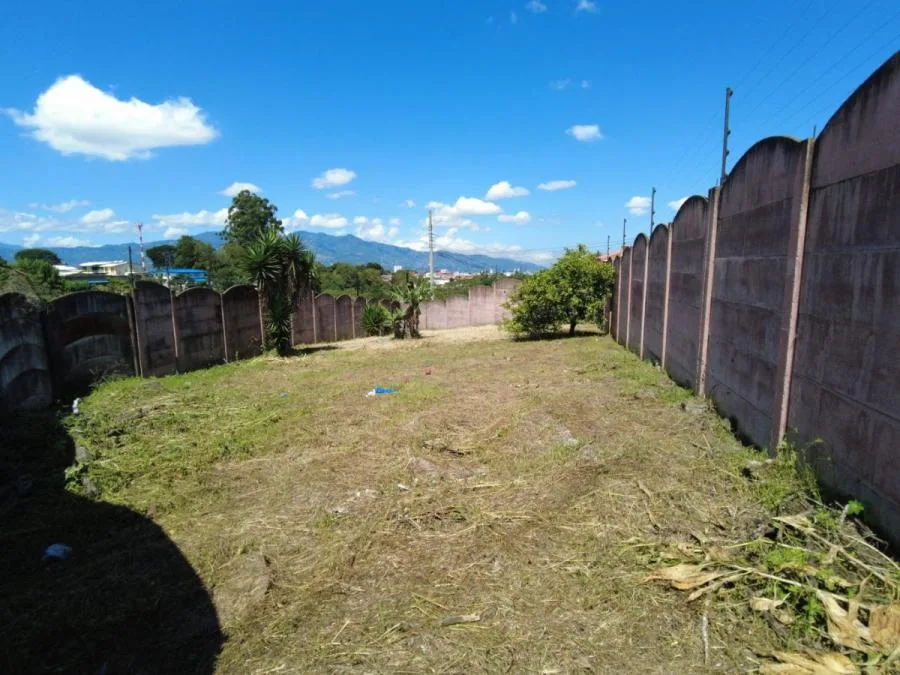 3 Bedroom House for Sale at Goicochea for $198,000 — photo 2