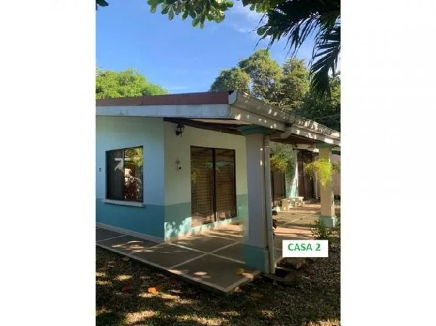 VENTA DE DOS CASAS Y AMPLIO LOTE, GUANACASTE, EL COCO. - Venta en Carrillo