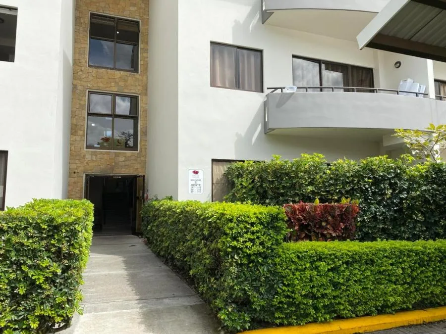 APARTAMENTO EN VENTA EN GARABITO, cod: CTL MLS #25-155 - Venta en Garabito