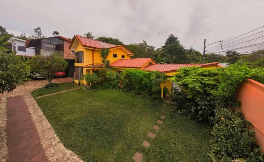 Venta de Casa en FRANCOSTA-HEREDIA. RAH 26-1937 - Venta en Heredia