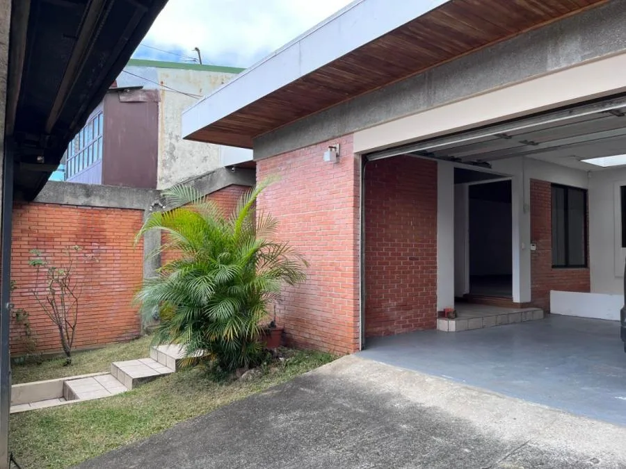 Venta de Casa de un nivel en Guadalupe Montelimar MGA - Venta en Guadalupe