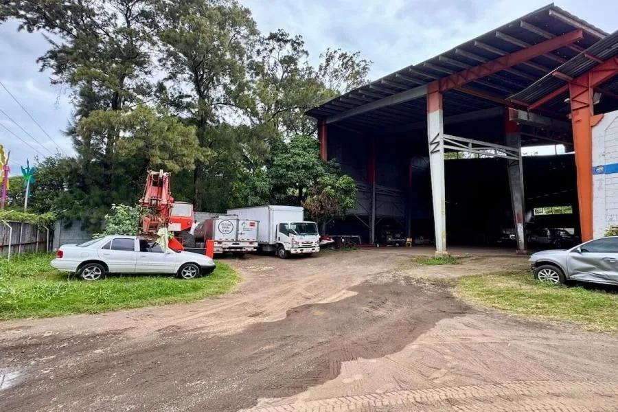 Venta de Bodega Industrial - Comercial en La Uruca, San José $2.400.000 #MO010 - Venta en San José