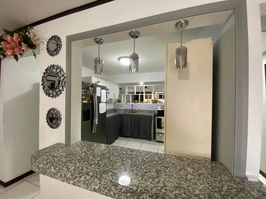 Venta de Casa en Guadalupe Centro Uso Mixto - Venta en Goicoechea — photo 4