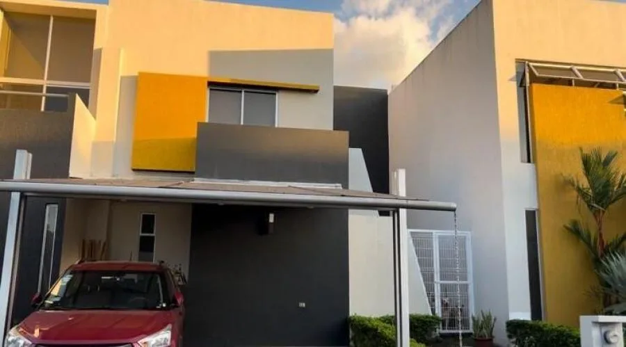 Venta de Casa en Condominio Privado en Piedades de Santa Ana.  RAH 24-1379 - Venta en Santa Ana
