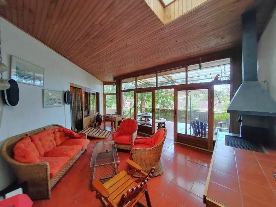 Venta de Casa con 5 habitaciones en Pinares de Curridabat MGA - Venta en Curridabat