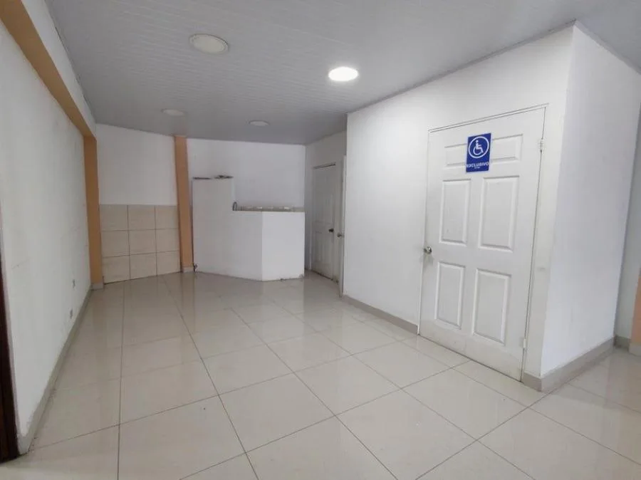 Local Comercial en Alquiler en Tibás, San José. MLS 24-616 - Alquiler / Renta en Tibás — photo 3