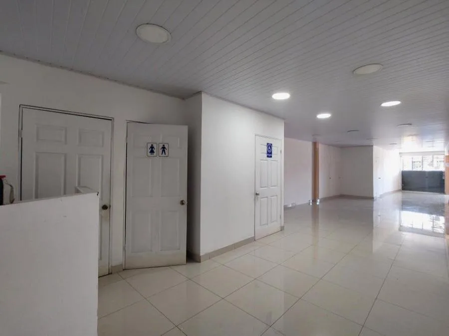 Local Comercial en Alquiler en Tibás, San José. MLS 24-616 - Alquiler / Renta en Tibás — photo 4