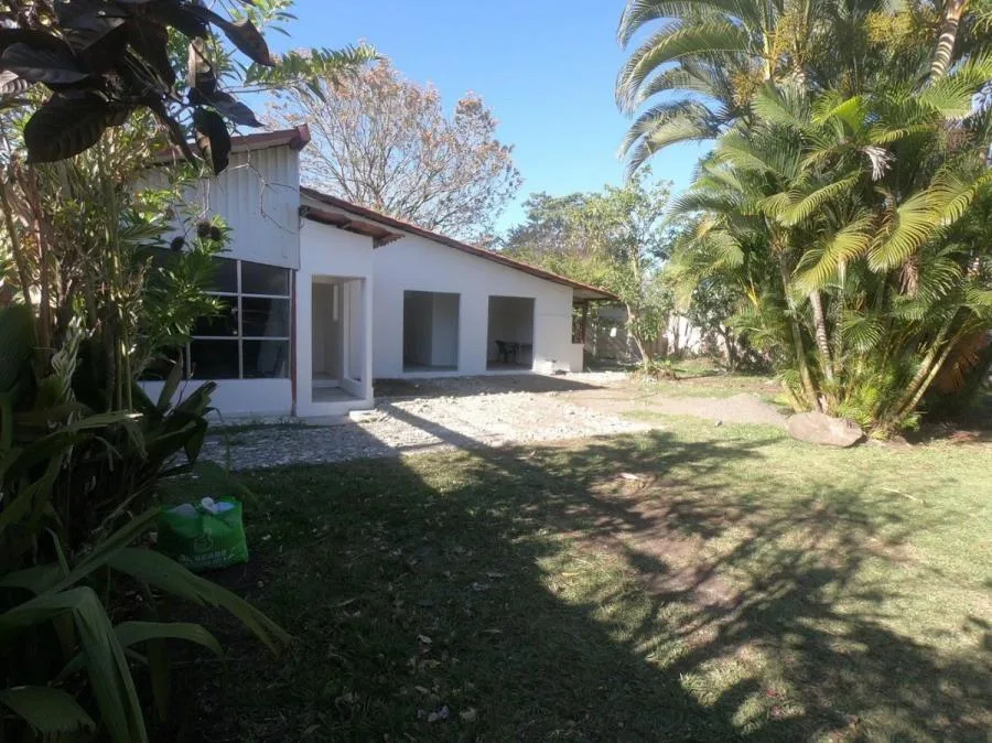 CASA VENTA EN EL COYOL, ALAJUELA RAH 232161  - Venta en Alajuela