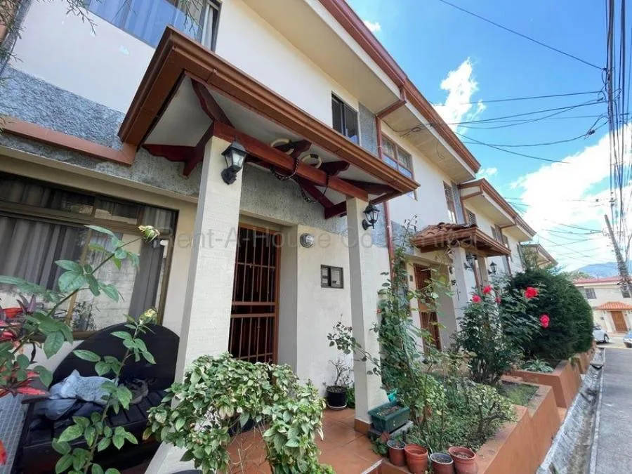 Venta de Acogedora Casa en Zapote de San José. RAH 26-1630 - Venta en Zapote