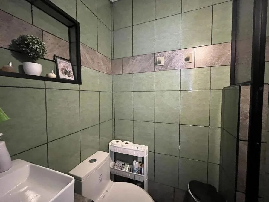 Venta de casa en Moravia, Urbanización La Ladrillera, un nivel con amplias zonas verdes  - Venta en Moravia — photo 5