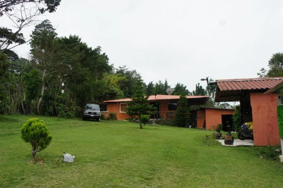 CASA EN VENTA EN SAN RAFAEL, cod: CTL 23-1621 - Venta en San Rafael