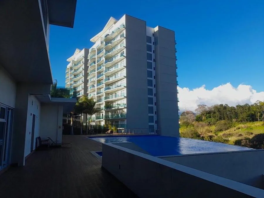 Venta de Apartamento en Rohrmoser, San José. RAH 25-644 - Venta en Pavas