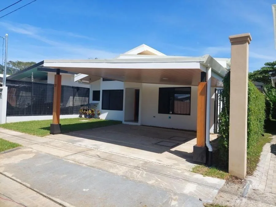 MLS-25-1205 LS VENTA CASA  GARABITO JACO - Venta en Garabito