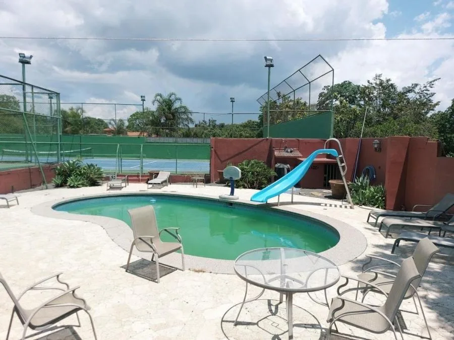 Venta de Casa en lote de 4.661 m2 en la Garita Alajuela MGA - Venta en Garita