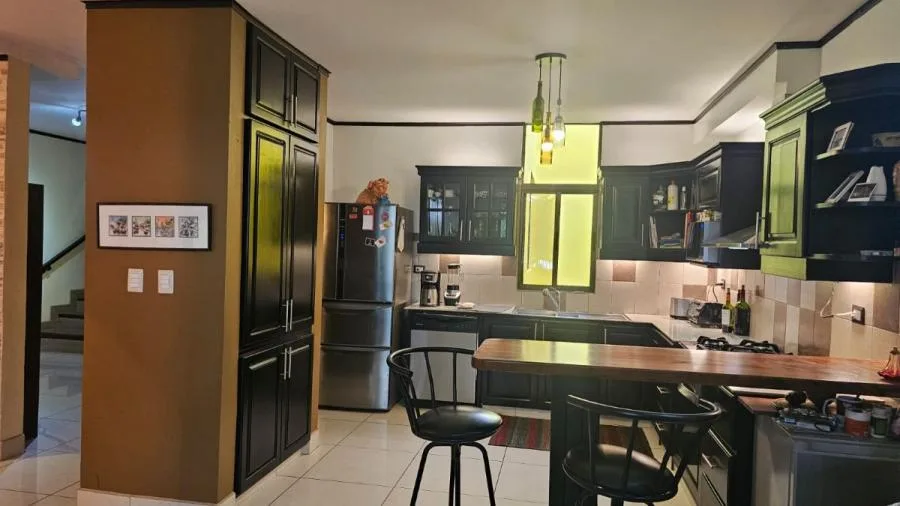 Venta de Casa en Mata de Plátano Goicoechea en Condominio MGA - Venta en Goicoechea — photo 3
