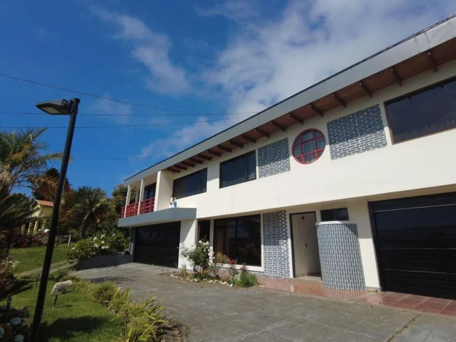 Venta de Casa + 4 APTOS en Vasquéz de Coronado.  - Venta en Vasquez de Coronado