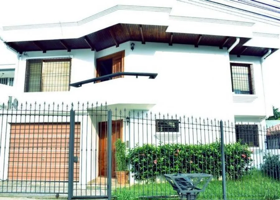 Alquiler de Casa en Alajuela Centro. - Alquiler / Renta en Alajuela