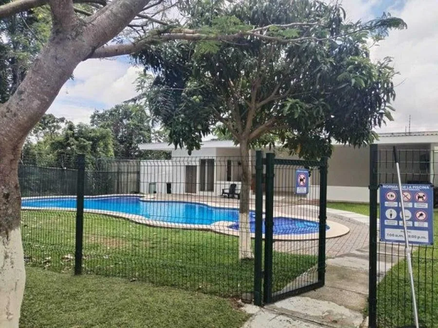 Venta de Casa en Montes de Oca, San José. RAH 24-1615 - Venta en Montes de Oca — photo 2