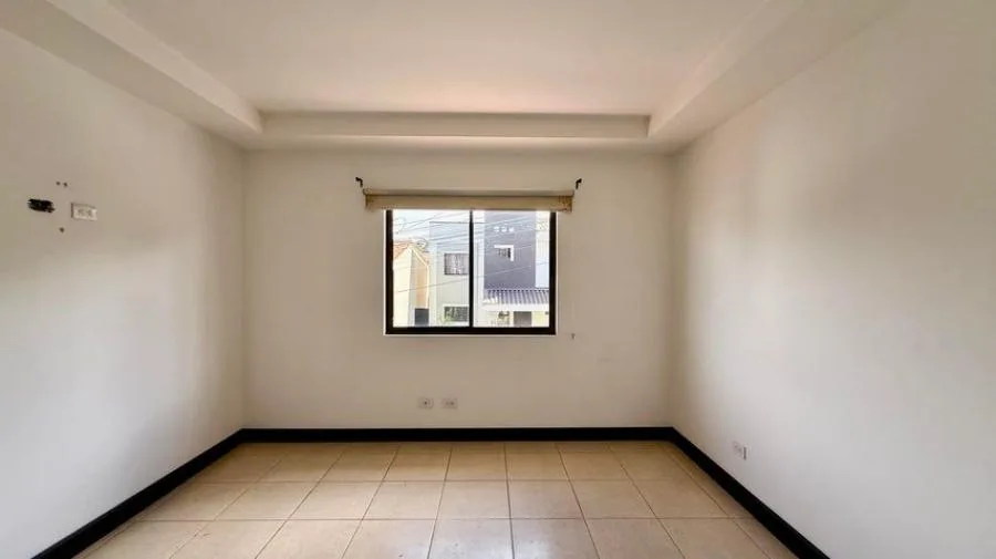 Venta de Casa en Moravia-La Trinidad. RAH 26-1293  - Venta en Moravia — photo 2