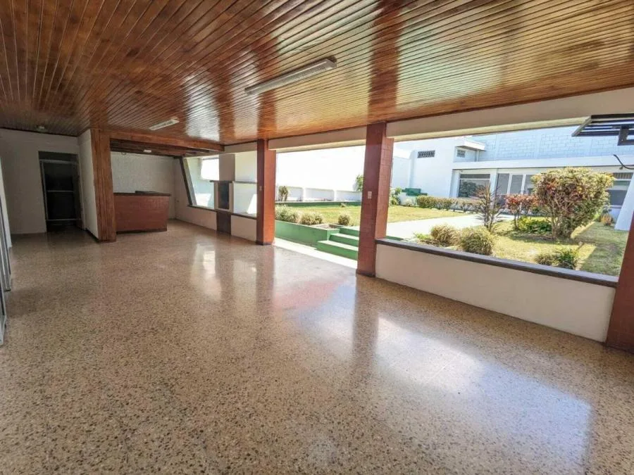 CASA EN VENTA EN LOS ROBLES, MORAVIA RAH 232436  - Venta en Moravia — photo 2