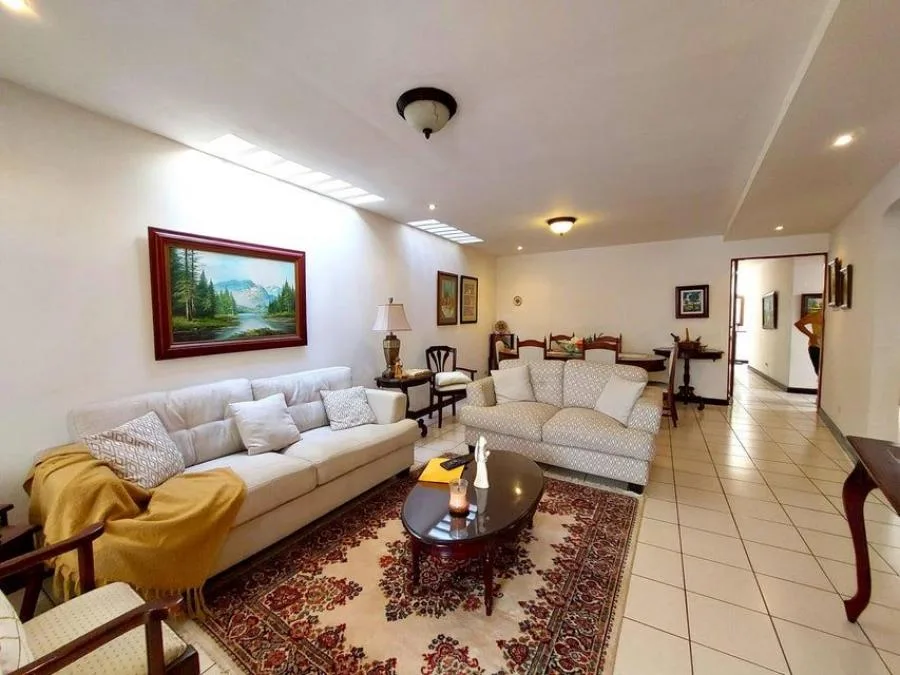 Venta de Propiedad Residencial y Comercial en Sabana Sur, San José. RAH 25-508 - Venta en San José — photo 2