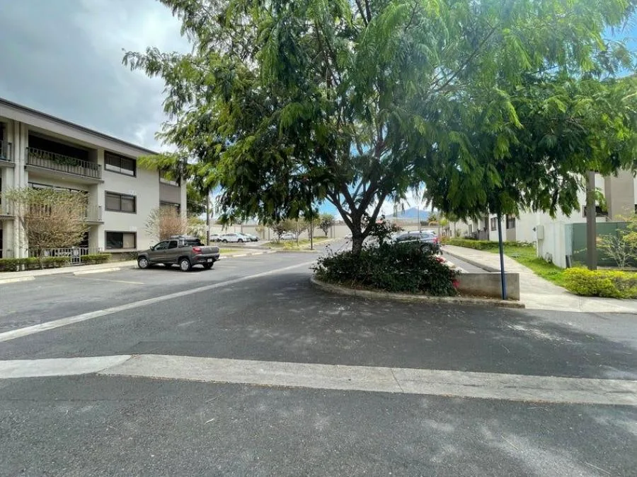 Apartamento en Venta en Curridabat, San José. RAH 23-2150 - Venta en Curridabat