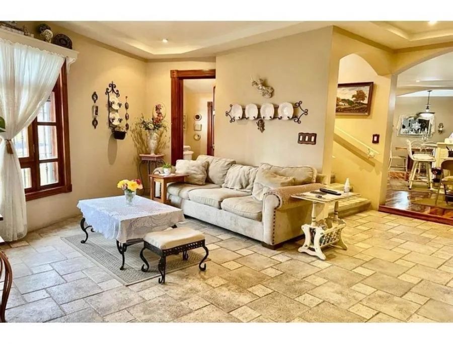 Venta de casa en La Granja, San Pedro US$295,000 #JM35 - Venta en San Pedro — photo 4