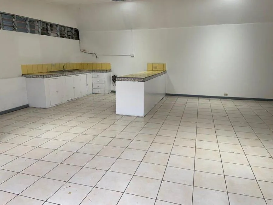 alquiler de comercio en san jose  - Alquiler / Renta en San José — photo 5