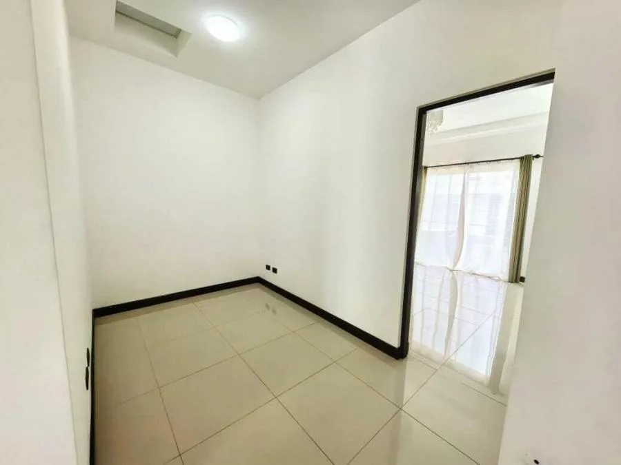 CASA EN VENTA EN BARRIO EL SOCORRO, SANTO DOMINGO RAH 24383  - Venta en Santo Domingo — photo 3