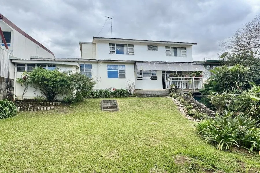 Venta de casa en Barrio Los Profesores, Montes de Oca $355.000 #RC1792 - Venta en Montes de Oca