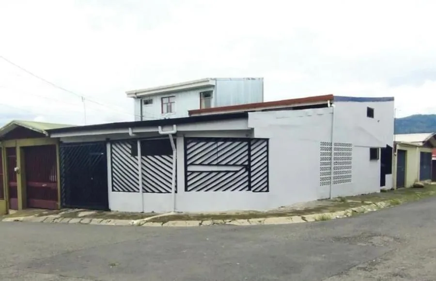 Casa en Venta en San Juan Desamparados, San José MLS #23-1236 CL - Venta en Desamparados