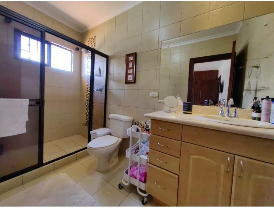 Venta de casa en Santo Domingo de Heredia US$330,000 #JM12 - Venta en Santo Domingo — photo 2