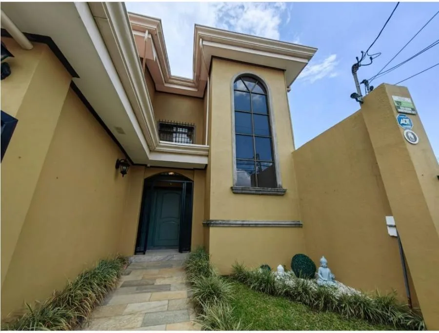 Venta de casa en Santo Domingo de Heredia US$330,000 #JM12 - Venta en Santo Domingo — photo 3