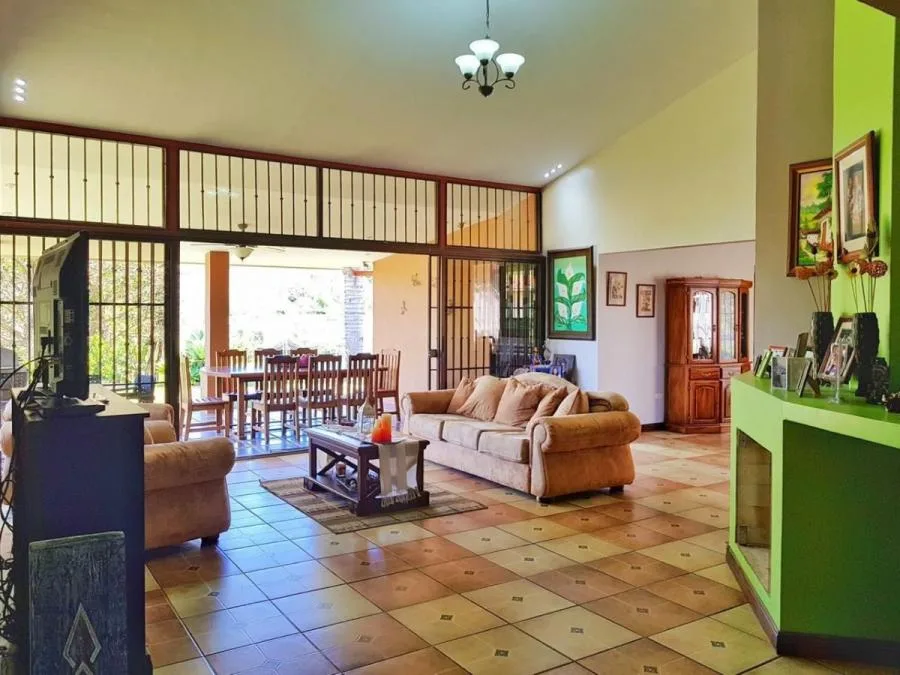 VENTA DE CASA EN SANTO DOMINGO DE HEREDIA CL22-438 - Venta en Santo Domingo — photo 5