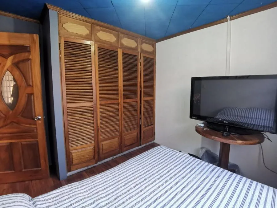 Hermosa  casa ubicada en una de las zonas más céntricas con vista al río.Mata de Plata,San Jose - Venta en Goicoechea — photo 4