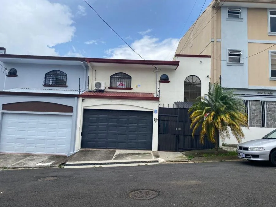 Casa en Venta en Rohrmoser, San José. RAH 24-601 - Venta en Pavas