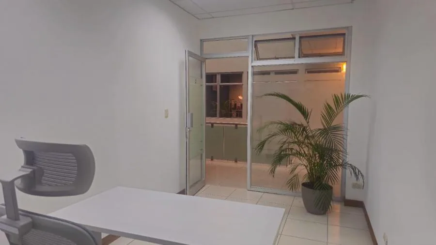 Alquiler oficina 12 m2 en Curridabat Incluye servicios - Alquiler / Renta en Curridabat