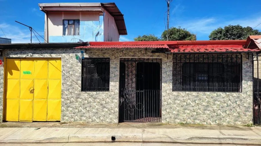 Casa en Venta en Heredia MLS #22-1653 CL - Venta en Heredia