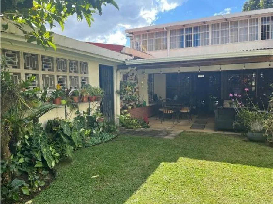 Casa en Venta en Montes de Oca, San Pedro, Res Abierto,2.5PJG9421827 - Venta en Montes de Oca — photo 3